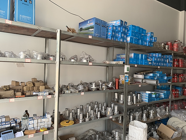 加油機(jī)配件倉(cāng)庫(kù)展示